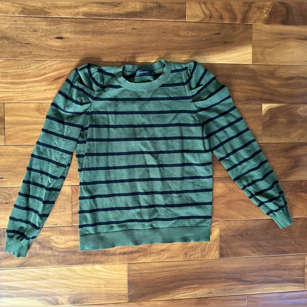 Merokeety Green and Black Stripes Puff Shoulder Sweater size Small